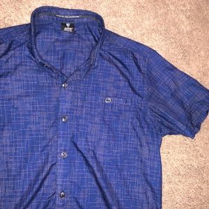 Kuhl shirt short sleeve button down tapered Fit